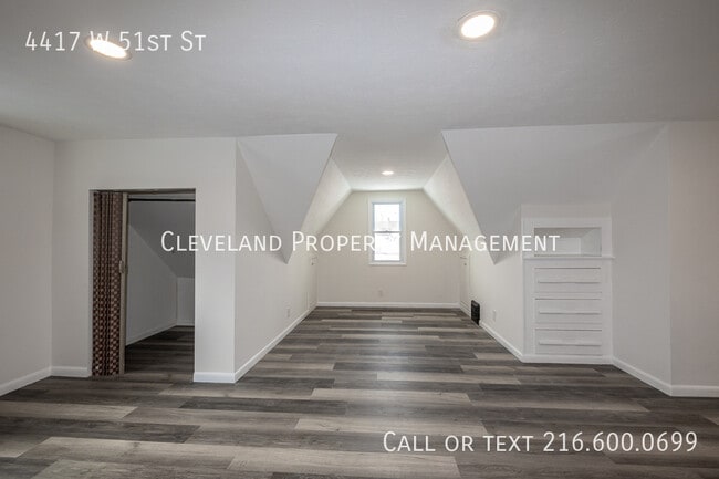 Building Photo - 4417 W 51st St