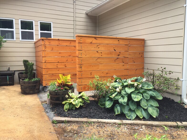 Building Photo - 4700 Dean Ct