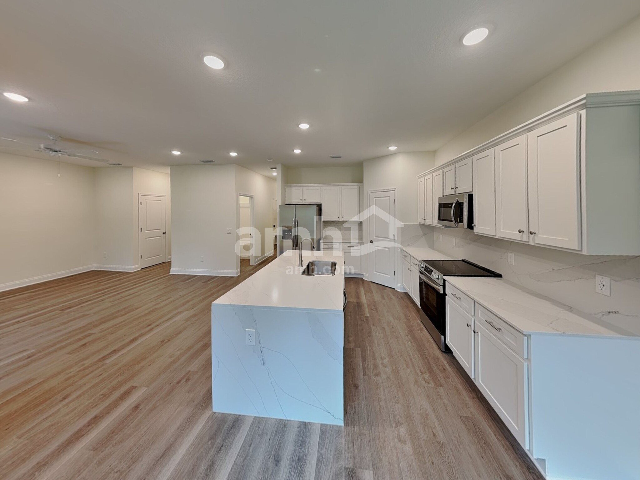 Building Photo - 5757 Oesterle Rd