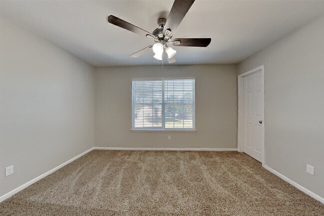 Building Photo - 6607 Portlick Dr