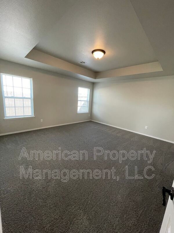 Building Photo - 12316 N 108th E Ave