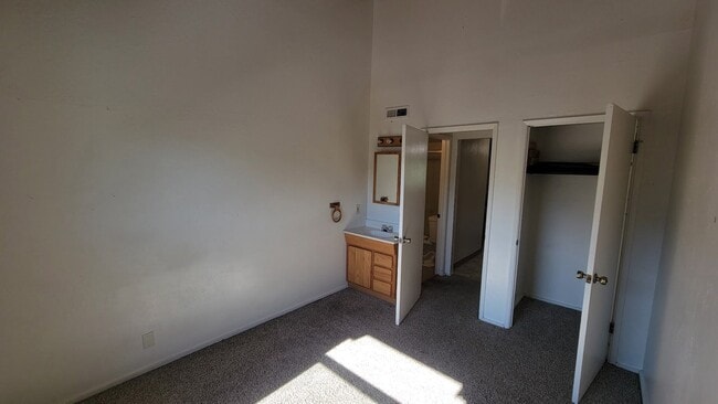 Building Photo - 162 Aynes Ct