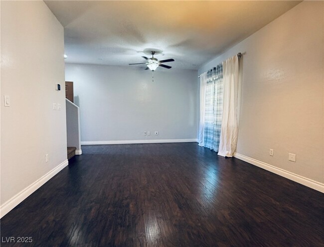 Building Photo - 693 Calamus Palm Pl