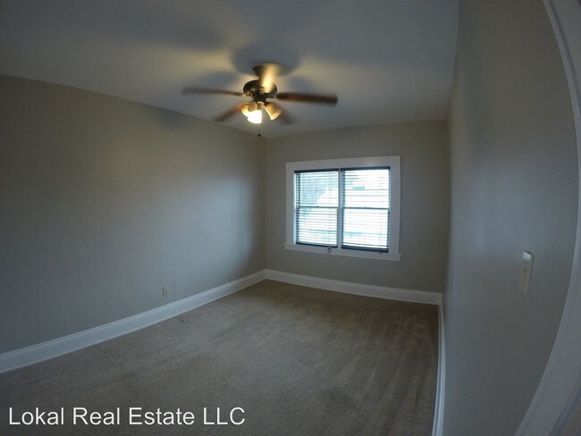 Building Photo - 13940 San Diego Ave
