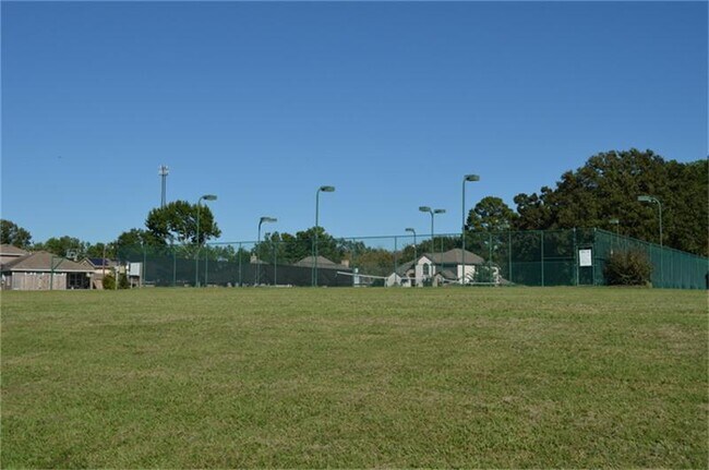 Building Photo - 12929 Corona Ct