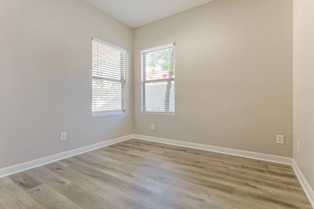 Building Photo - 2741 N Kenton