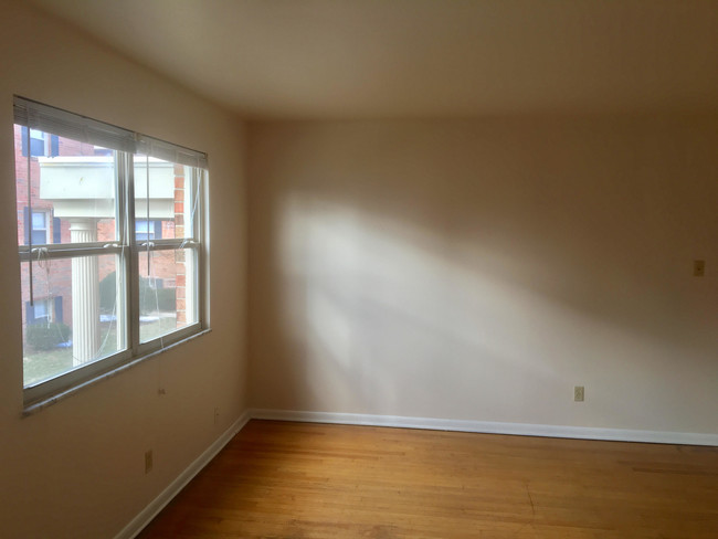 Building Photo - Markwood Terrace Apartments
