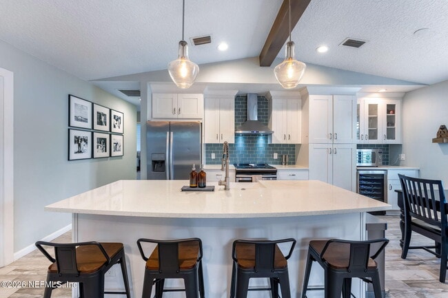 Building Photo - 1170 19th St N