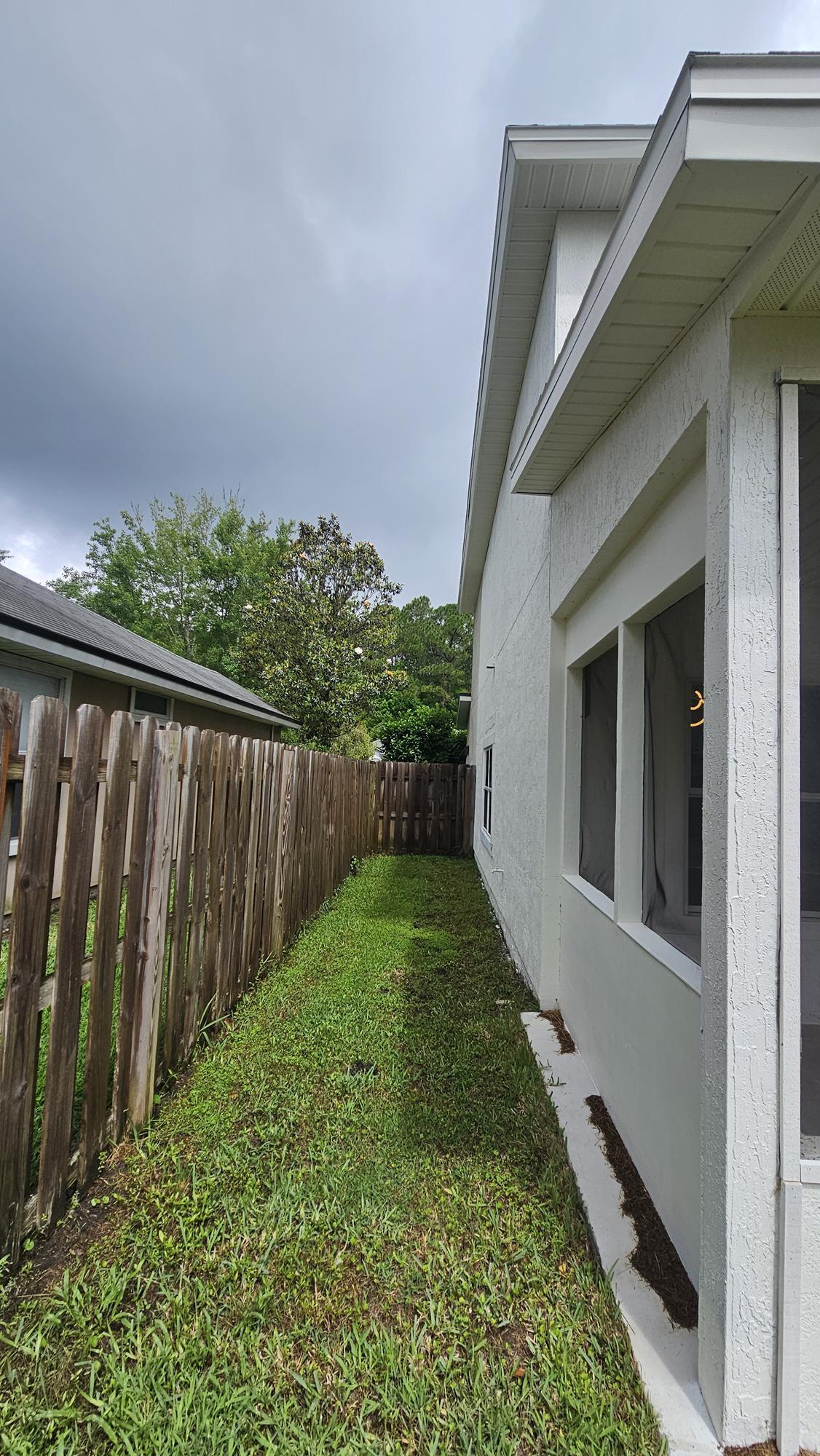 Building Photo - 13983 Summer Breeze Dr