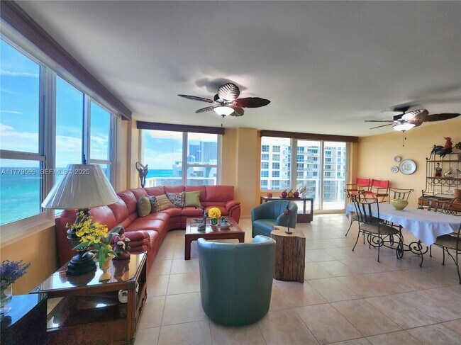 Building Photo - 3505 S Ocean Dr