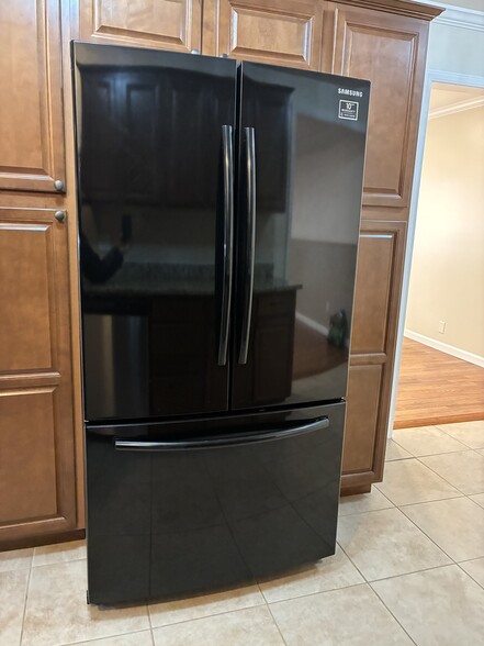 Building Photo - 2758 Pall Mall Dr