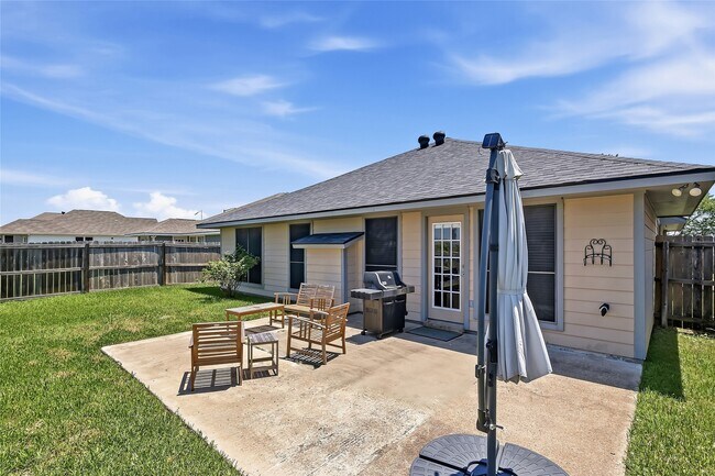 Building Photo - 2071 Mountain Wind Loop