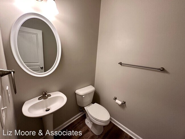 Building Photo - 4 br, 2.5 bath House - 200 Seasons Circle ...