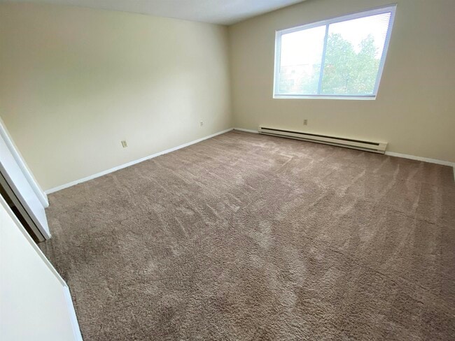 Building Photo - 95 Powers St