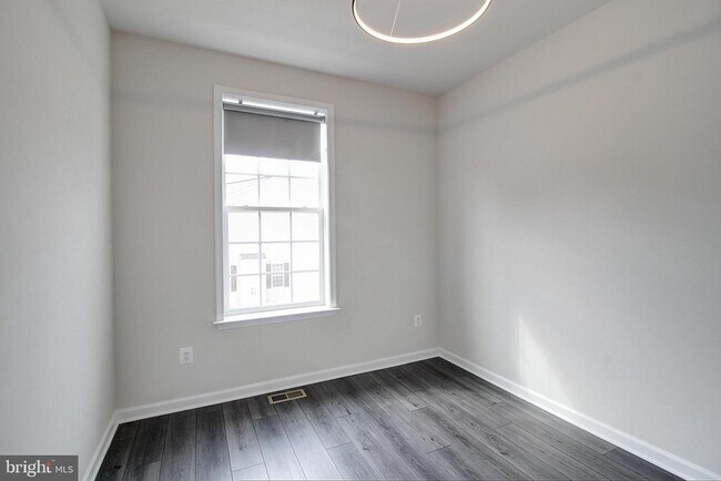 Building Photo - 3022 Osprey Way