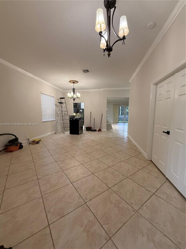 Building Photo - 1007 Nandina Dr