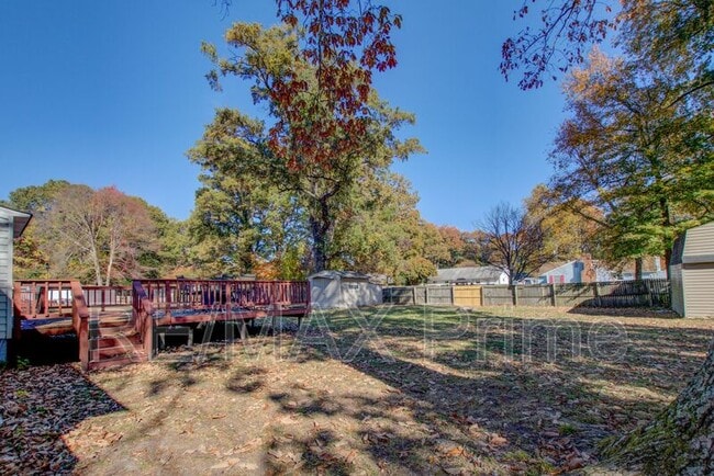 Building Photo - 200 Cynthia Dr