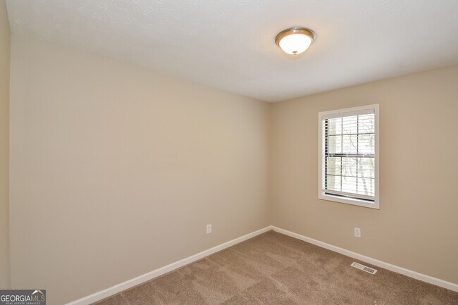 Building Photo - 4073 Westview St