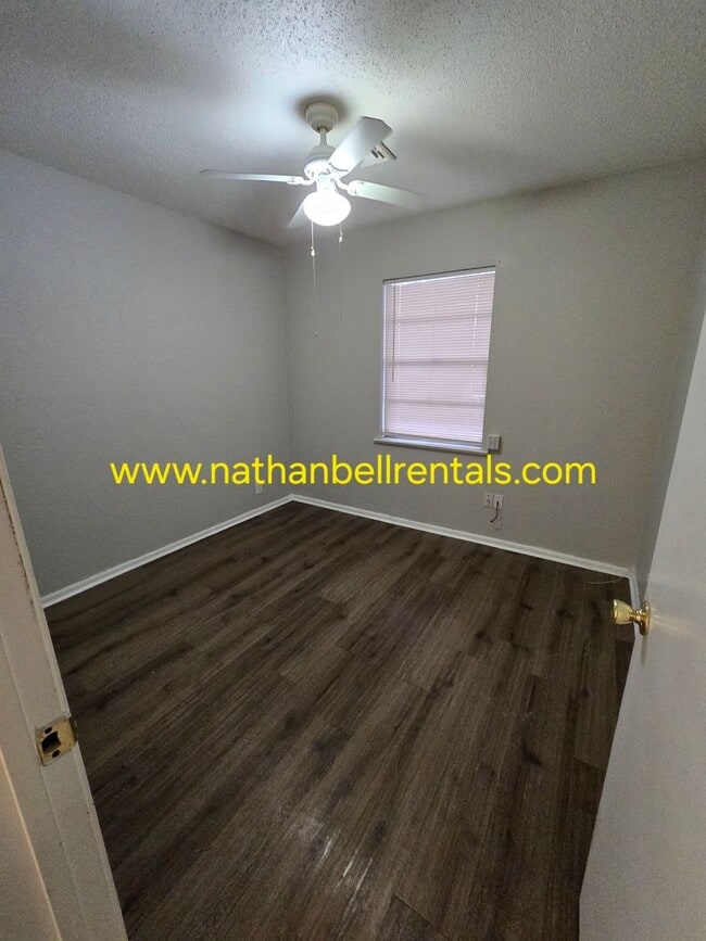 Building Photo - 2485 Cypress Dr