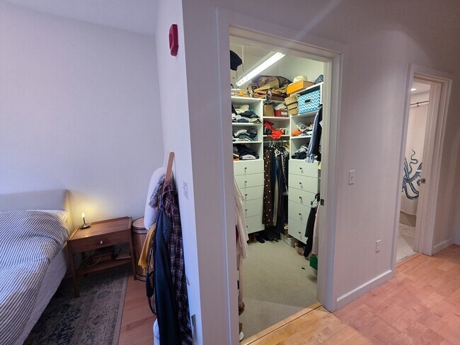 Building Photo - 346-354-354 Congress St