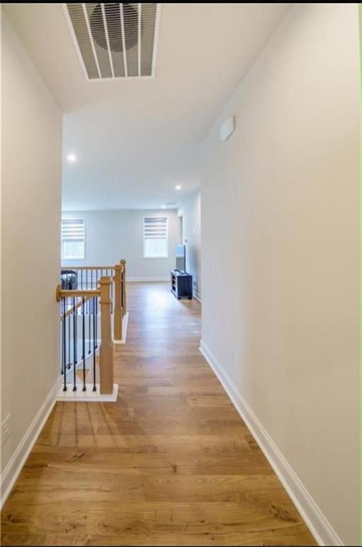 Building Photo - 776 Clifftop Xing SW