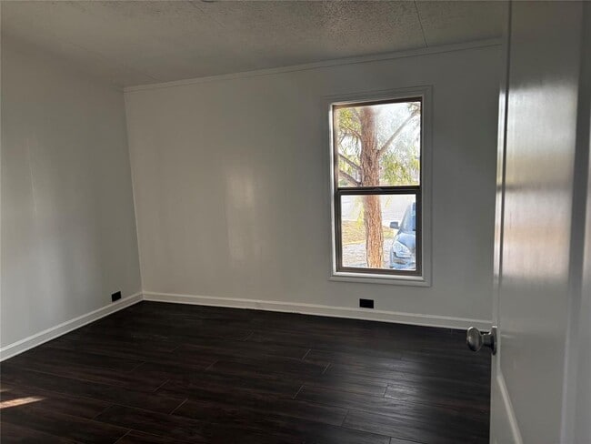 Building Photo - 120 Scarlet Ibis Pass