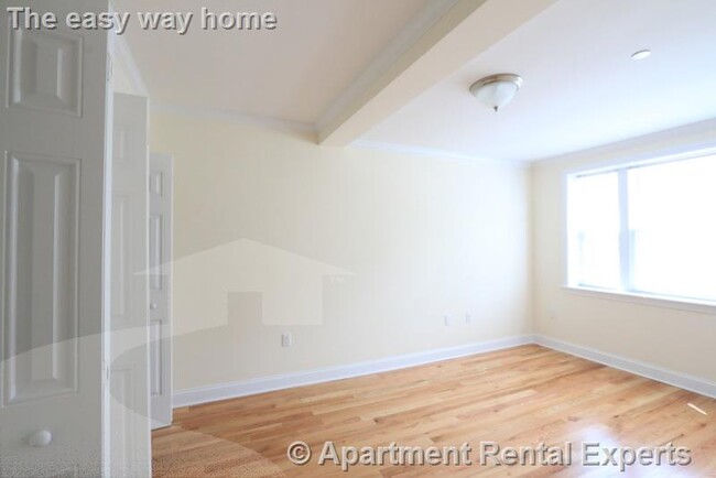 Building Photo - 55 Langdon St