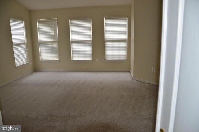 Building Photo - 13620 Red Squirrel Way