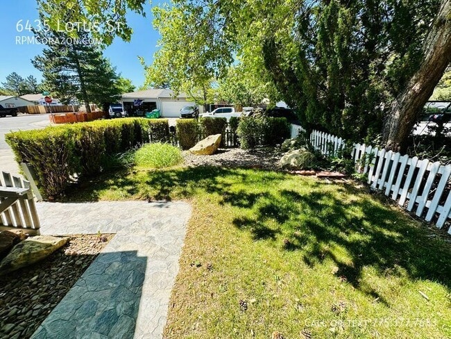 Building Photo - 6435 Lotus St