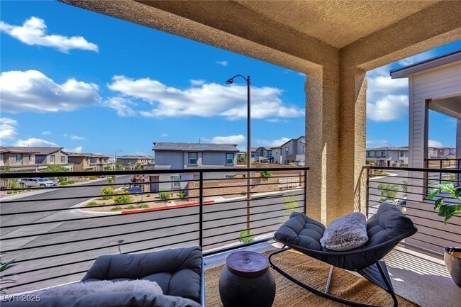 Building Photo - 8907 Roadrunner Ravine St