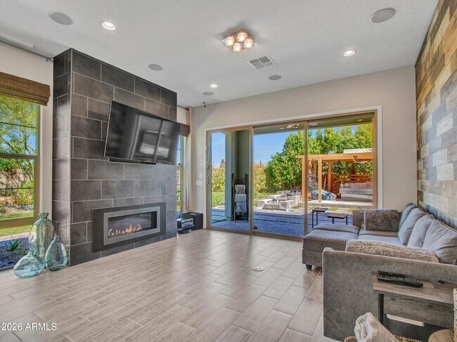 Building Photo - 29523 N 23rd Dr