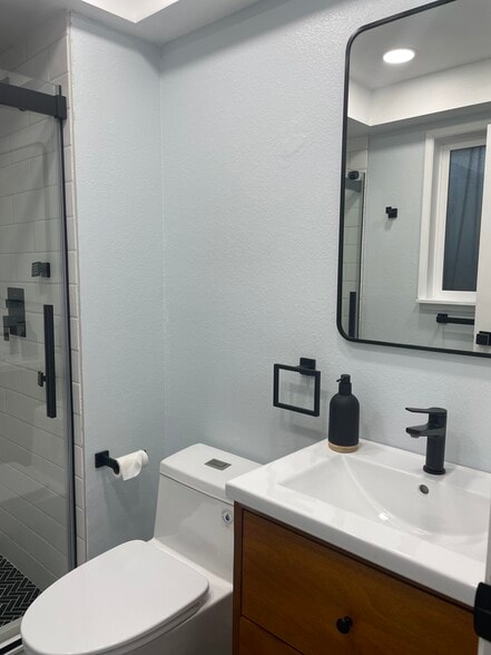 Building Photo - 19527 30th Ave NE