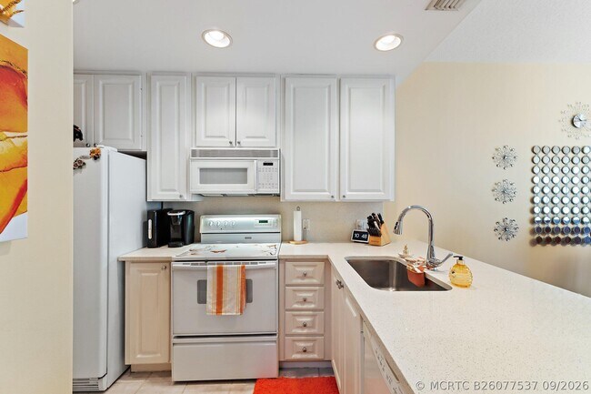 Building Photo - 58 Tall Oaks Cir