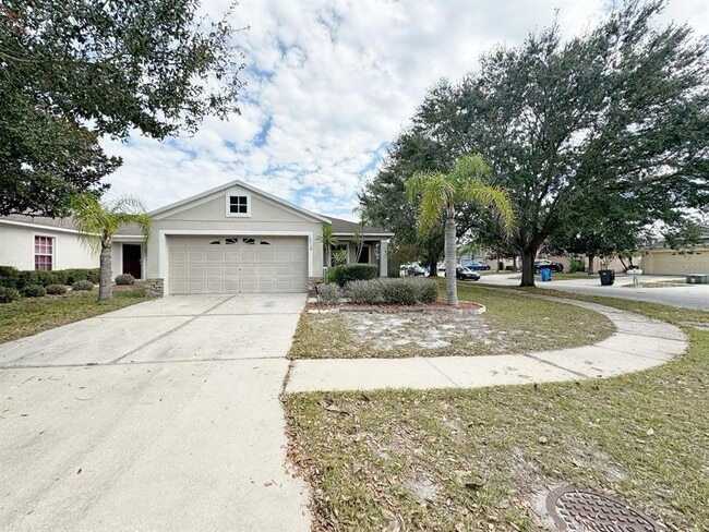 Building Photo - 12719 Adventure Dr