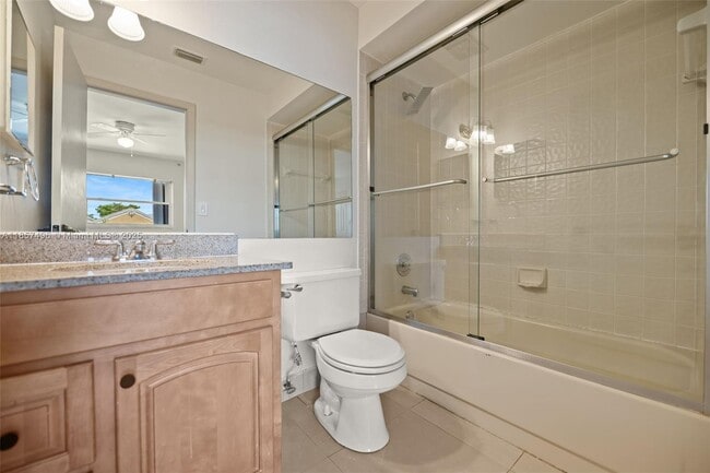 Building Photo - 1382 NW 123rd Ave