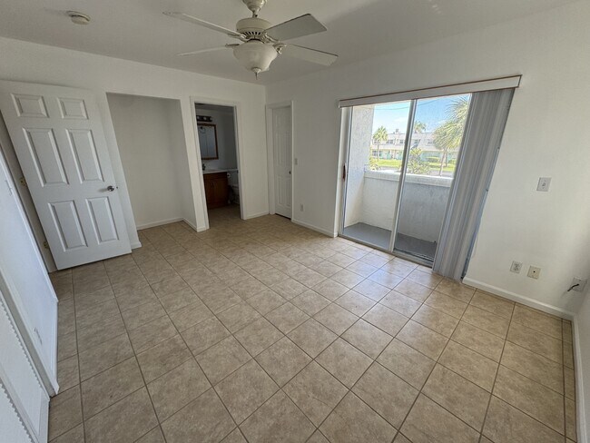 Building Photo - 416 Dove Ln
