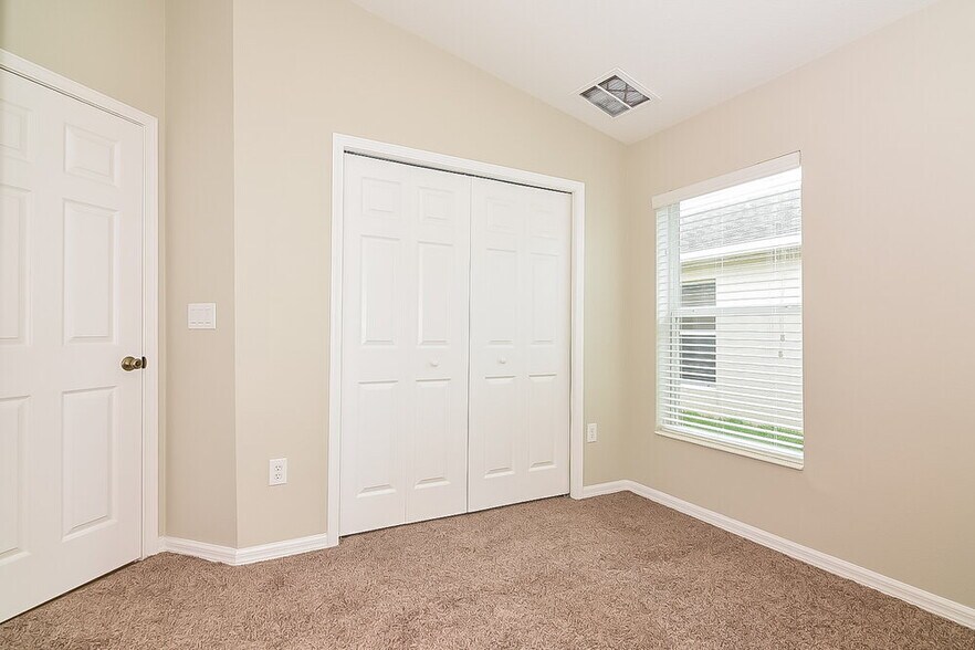 Building Photo - 10307 Granada Green Ct