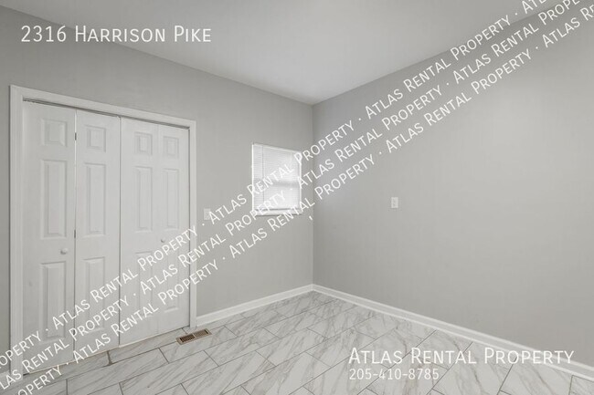 Building Photo - 2316 Harrison Pike Chattanooga, TN  37406