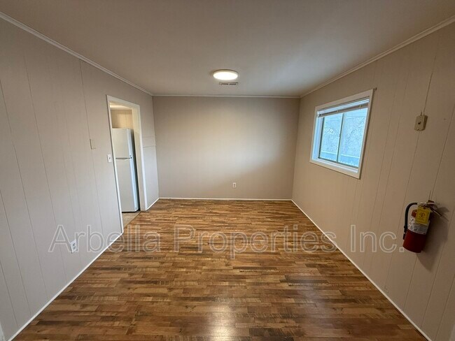 Building Photo - 1714 TN-93