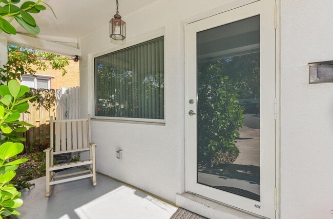 Building Photo - 727 Bunker Rd