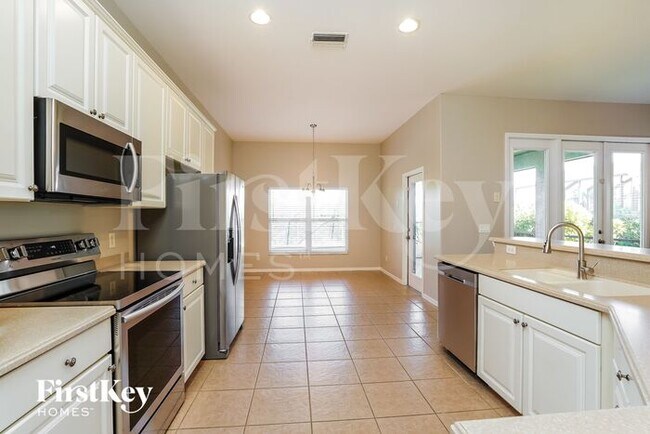 Building Photo - 8233 Silver Birch Way