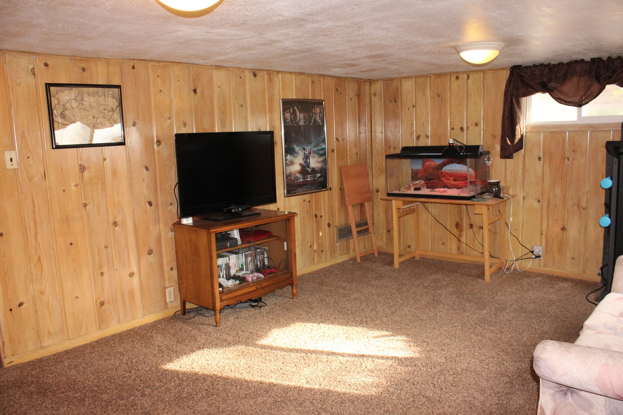 Living Room - 274 N 300 W