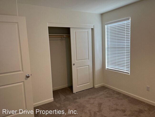 Building Photo - 5 br, 3 bath House - 707 Jessie Drive