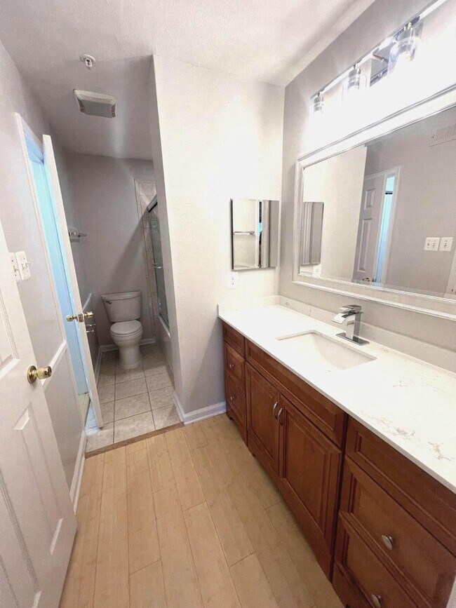 Building Photo - 3313 Wyndham Cir