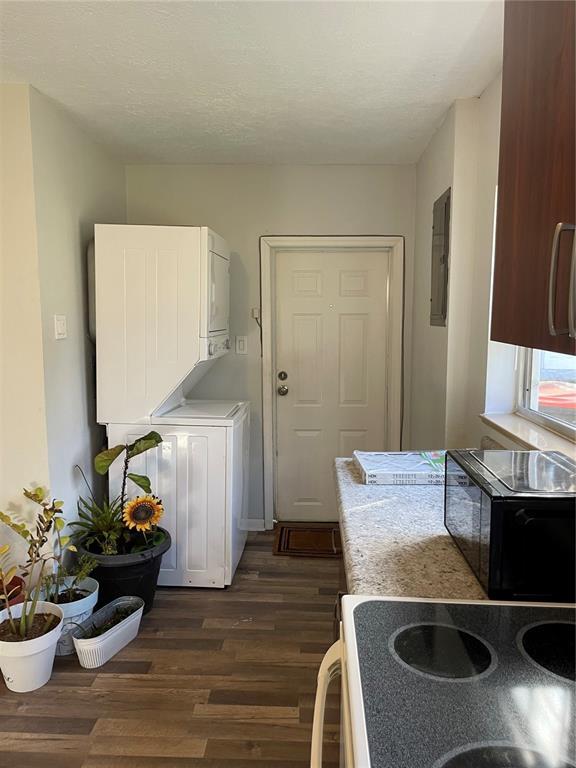 Building Photo - 15020 NW 41st Terrace