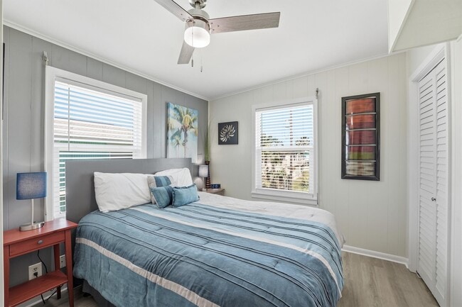 Building Photo - 4031 Panola Dr