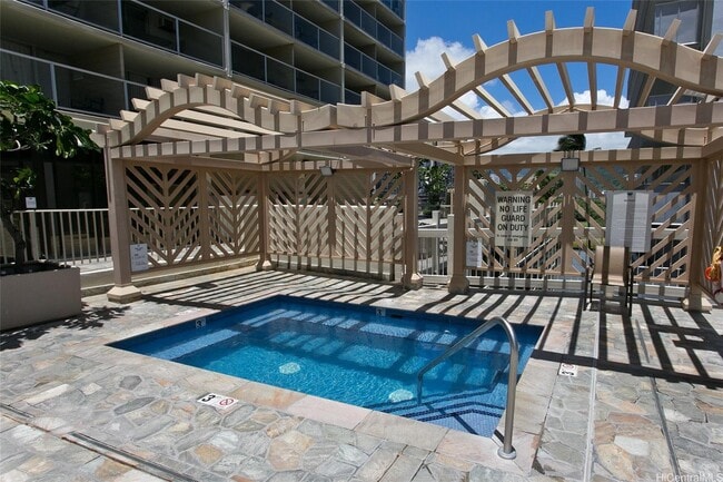 Building Photo - 445 Seaside Ave