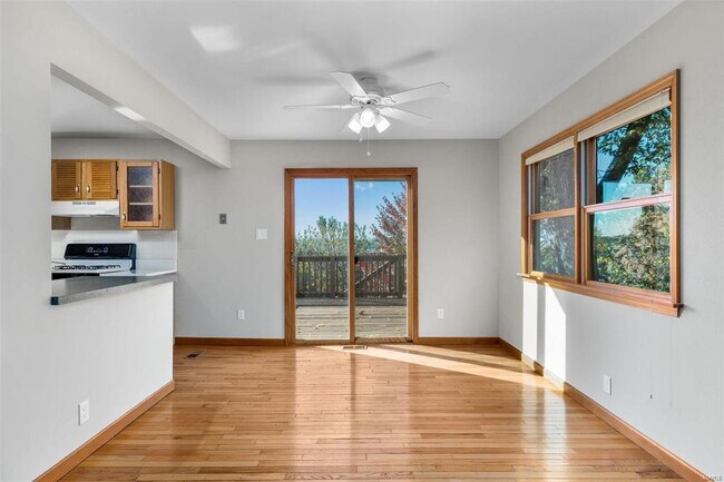 Building Photo - 4 Great Knight Ct