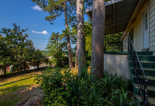 Building Photo - 37 Purdue Cir
