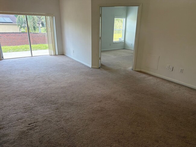 Building Photo - 1709 Pine Bay Dr